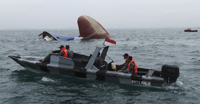 The secret escapes when boats sink in the sea