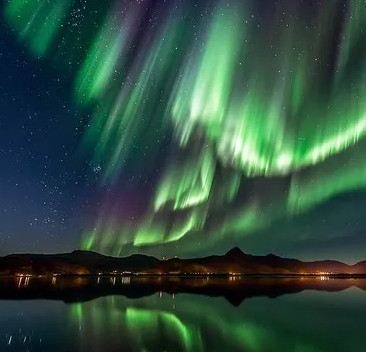 The solar wind will light up the Earth tonight with an aurora