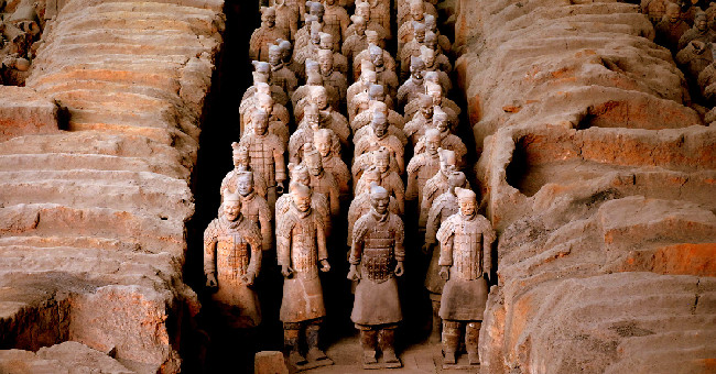 The sophisticated weapon of the terracotta army in the tomb of Qin Shihuang