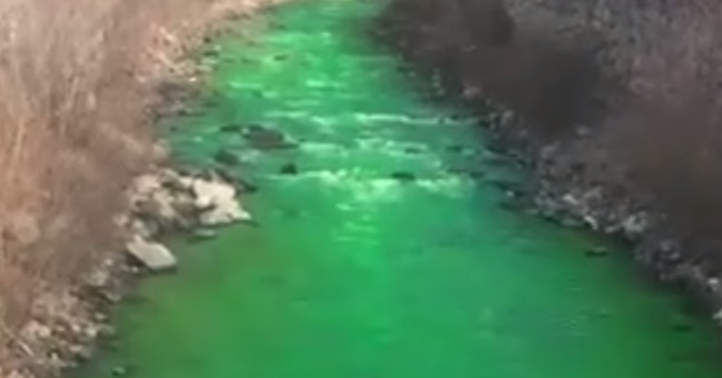 The Spanish River changes its glowing blue glow with fear