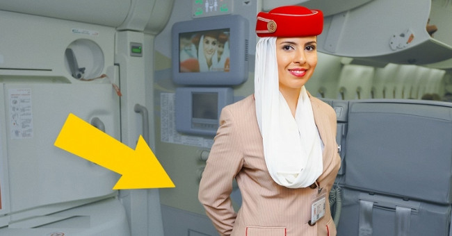 The story behind the mysterious hand movements of the flight attendants