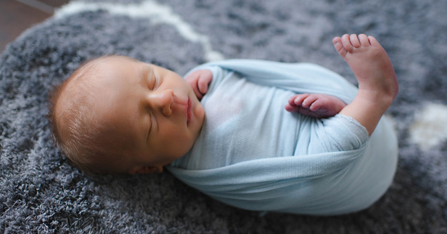The sudden premonition of the boy has a short life of 11 days causing many people to shed tears
