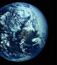 The temperature of the earth warms, the life expectancy of people is shorter
