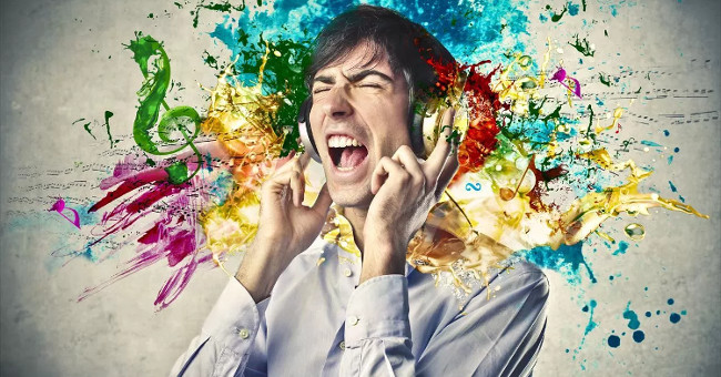 The terrifying mechanism explains how you might be deaf just because of listening to music on the road