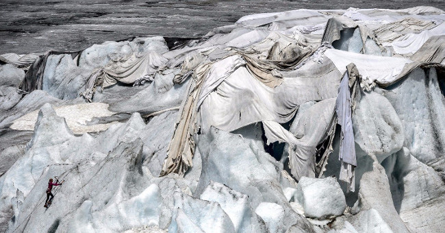 The thousand-year-old strange spectacle makes viewers look sad