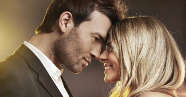 The unexpected risk of women in love with handsome guys