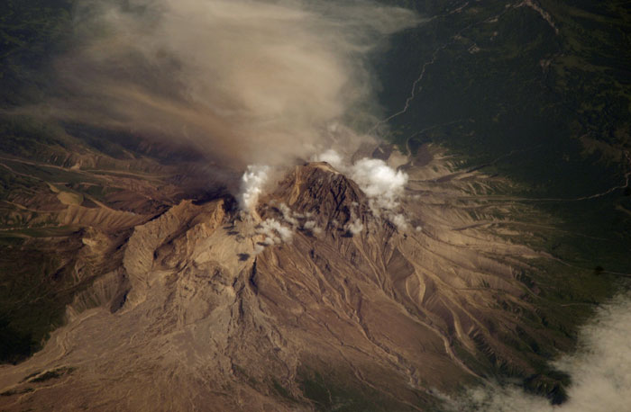 The volcanic eruption is nearly 10km high