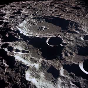 The water on the Moon comes from a comet