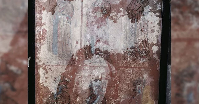 The woman's remains have hair and nails left after 900 years