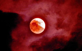 The world awaits 'blood moon'