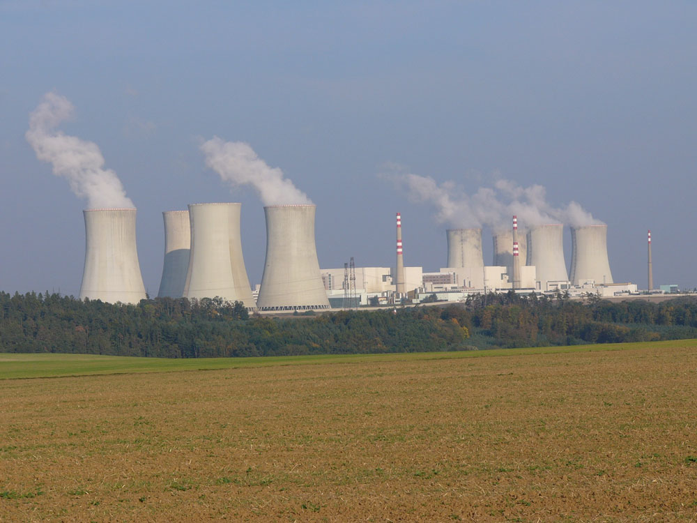 The world cannot give up nuclear energy