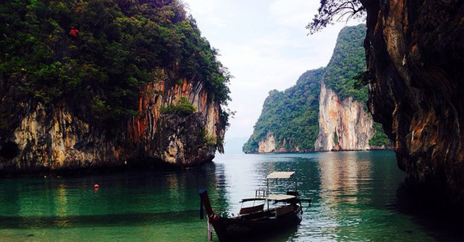 The world's most dangerous island challenges the bravest ones