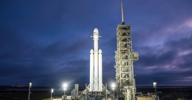 The world's most powerful missile appears on the launch pad