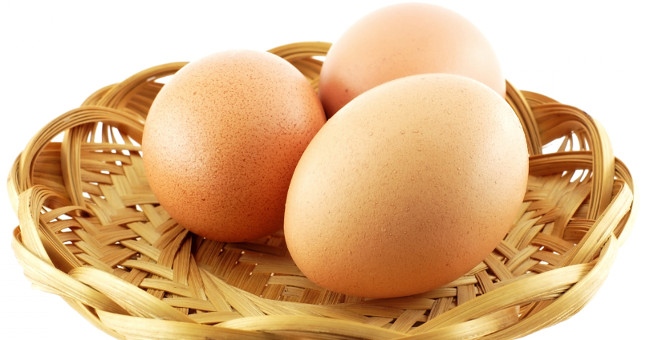 There is easily squeezed broken shell eggs?