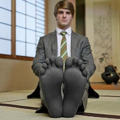 There is no foot foul thanks to the special deodorant socks