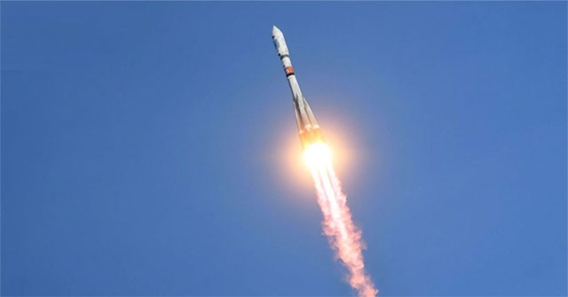 There were potential space tourists for flights on 'Soyuz'