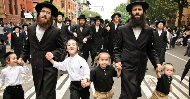 These are the ways Vietnamese people should learn Jews to understand their children better