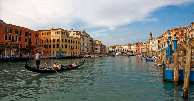 Things are only available in Italy