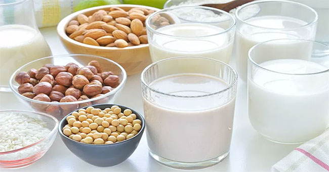Things to know about nut milk and health