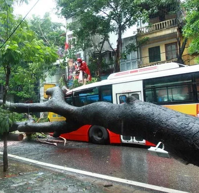 Things to remember when going out on a rainy day