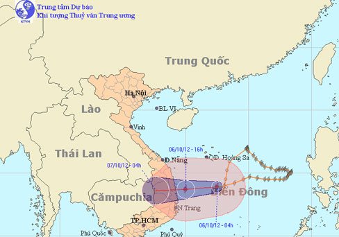 This afternoon storms into the waters of Binh Dinh - Phu Yen provinces