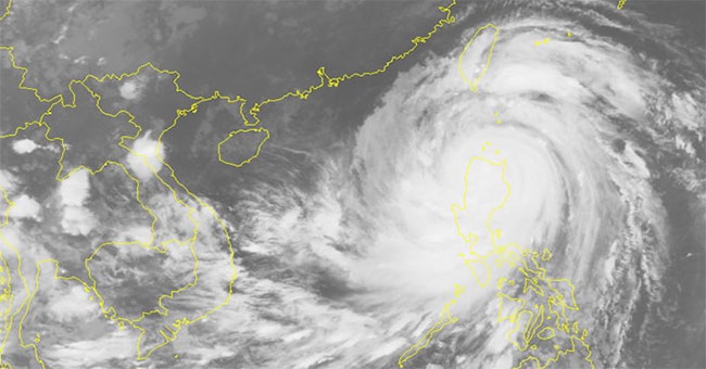 This afternoon, super typhoon Mangkhut is more likely to enter the East Sea