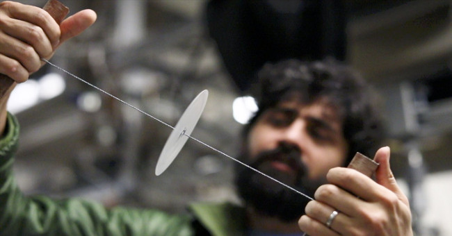 This cheap toy can do blood tests just like expensive machines