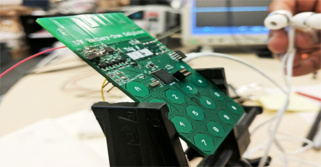 This is a phone that can make calls without batteries