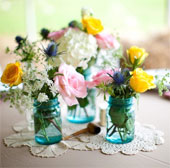 Tips to keep flowers plugged in long jars