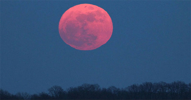 Tonight, a unique Pink Moon will appear