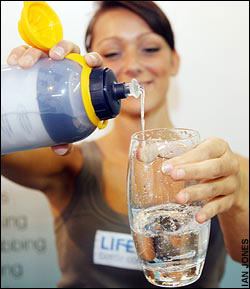 Tools to turn sewage into ... water filter