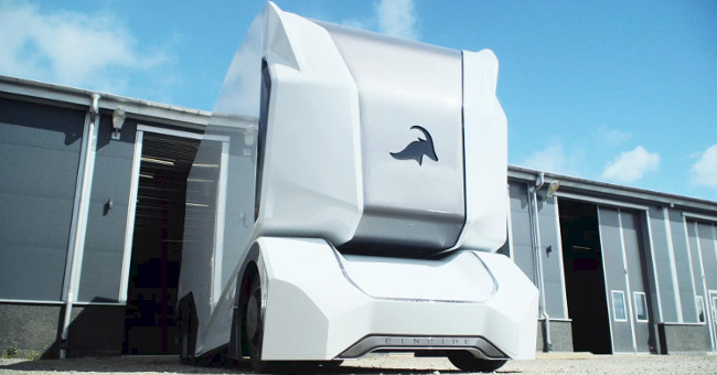 Tractor trucks are equipped with automatic driving technology, no room for humans