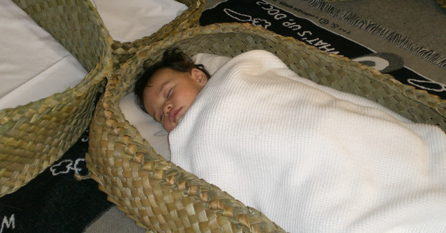 Traditional Maori cradles prevent babies from dying suddenly