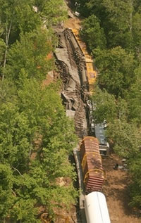 Train shuttle shuttle derails