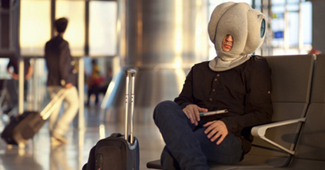 Travel pillow strange shape to help visitors sleep well