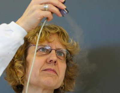 Treatment of lung cancer by inhaler