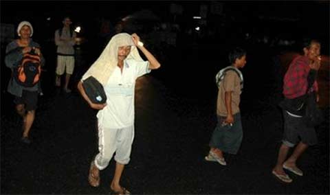 Tsunami in Indonesia: 600 people died, missing