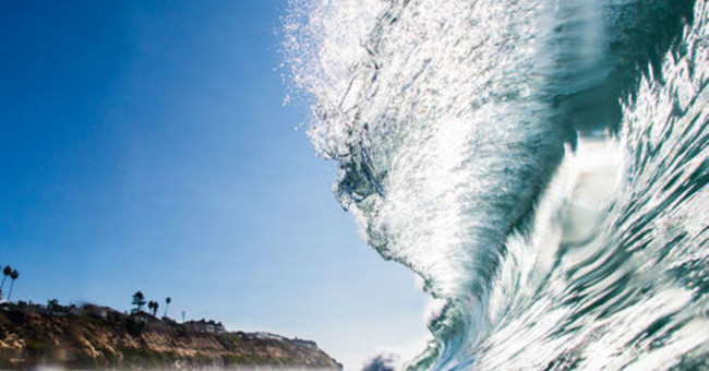 Tsunami of nearly 100m each swept the Earth