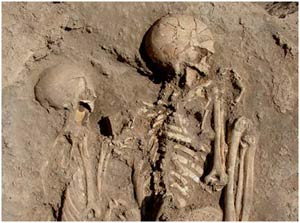 Two 8,000-year-old 'Romeo and Juliet' skeletons