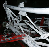 Typhoon hurricane poured radio broadcast column, 2 people died