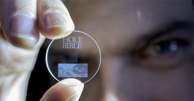 Ultra-small 360 TB memory contains data for 13.8 billion years