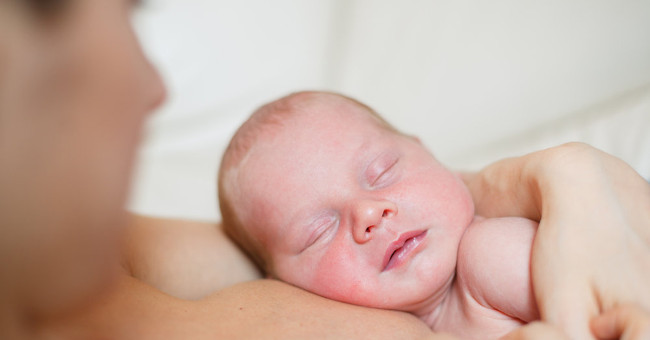 Unbelievable benefits from postpartum skin contact