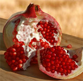 Unexpected benefits from eating pomegranate