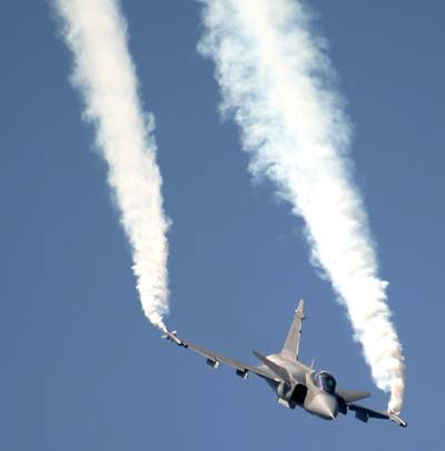 Unmanned commercial aircraft