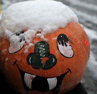 Unusual snowstorm in America