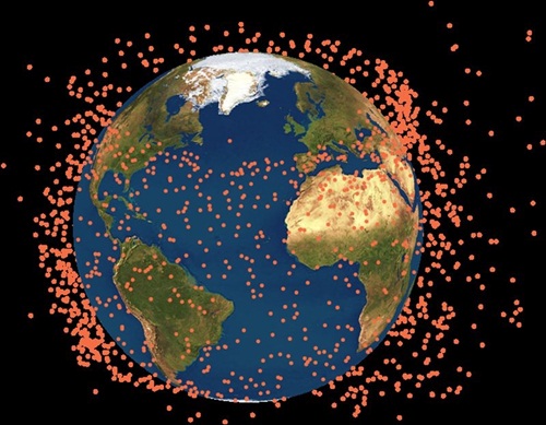 US military satellite fragments threaten the spacecraft