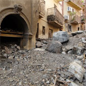 Use fiber optic sensors to forecast landslides