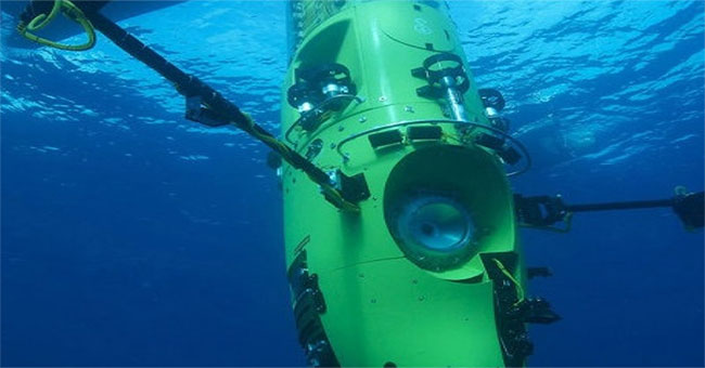Use robots to explore the mysterious source of vast minerals at the bottom of the ocean