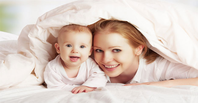 Using donated eggs, the mother and child are still born as