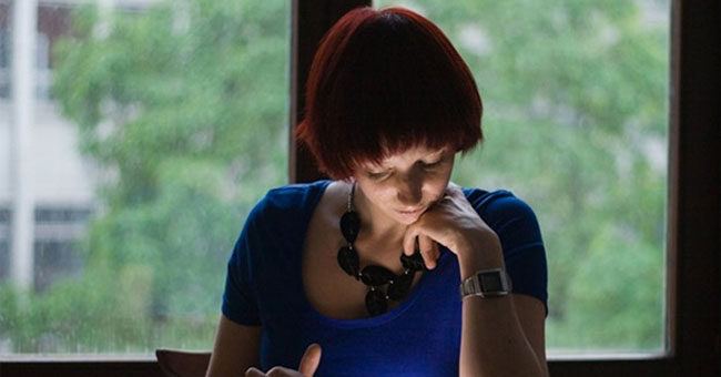 Using smartphones can cause temporary deafness
